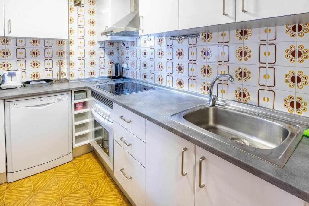 Inftour Apolo III Apartamento กัลเป ภายนอก รูปภาพ